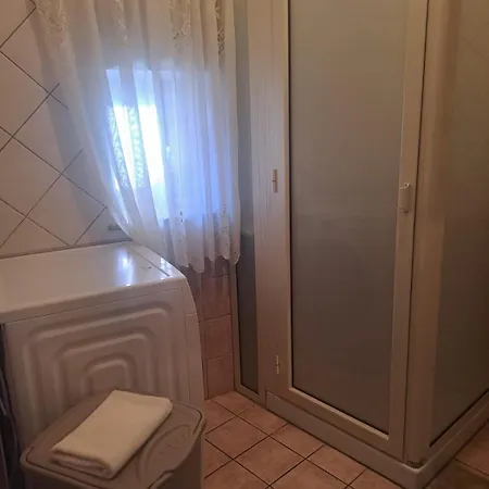 Luxury House Apartment *